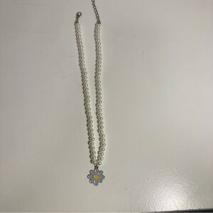 Chic Pearl Necklace with Floral Charm